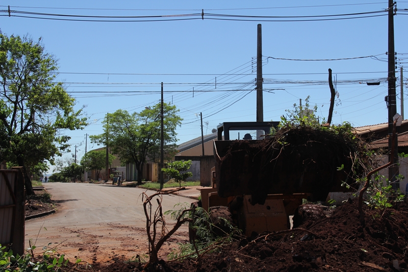 Prefeitura abre a Avenida Belo Horizonte   